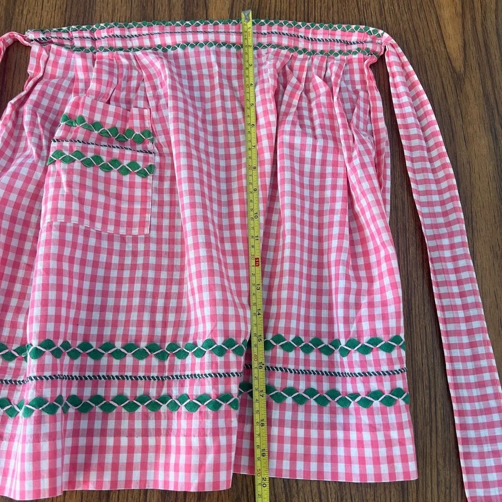 Vtg Pink & White Gingham Check Apron w/ Hand Stitched Embroidery Rick Rack Trim